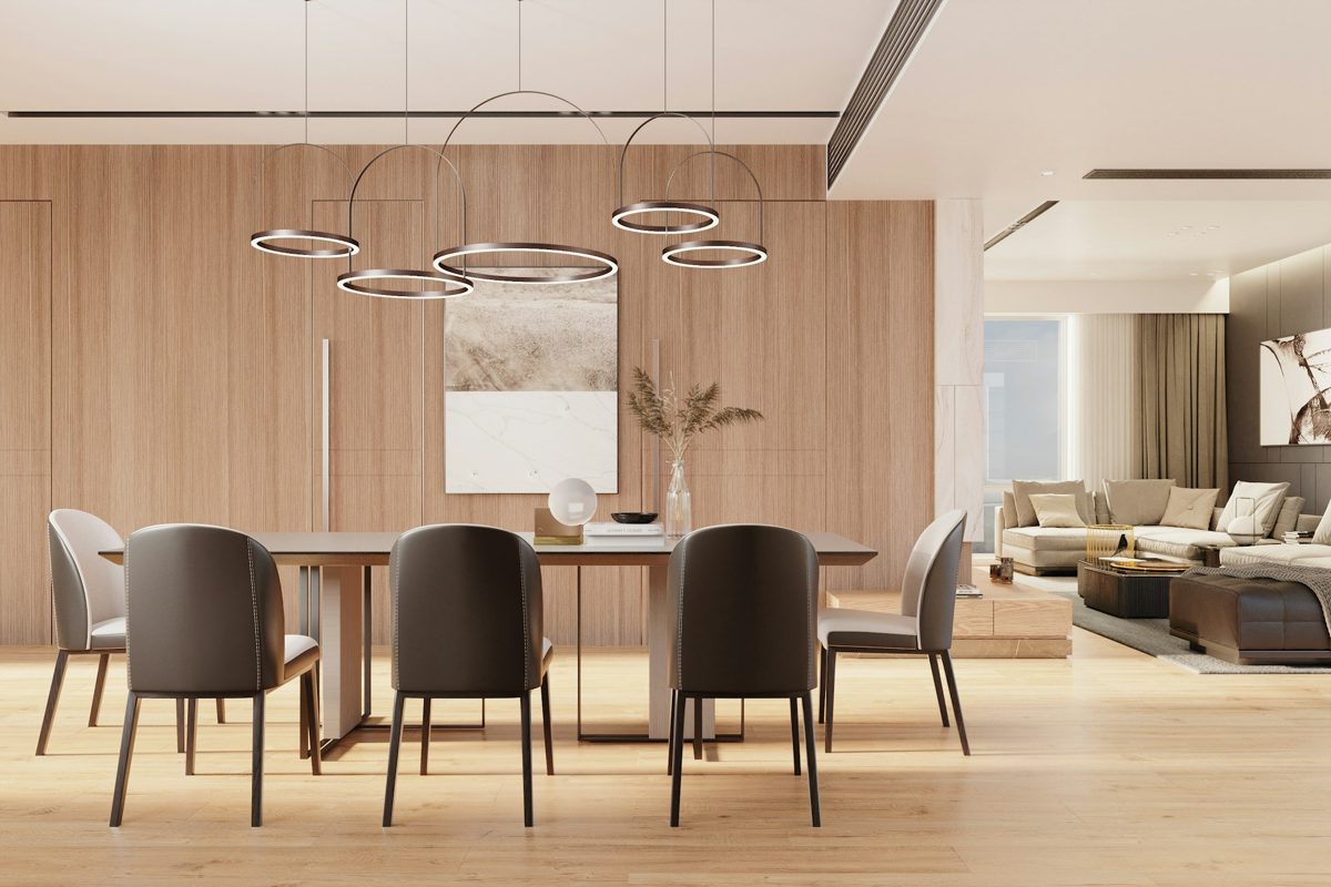 Sala y comedor modernos con pared de madera y sillas tapizadas